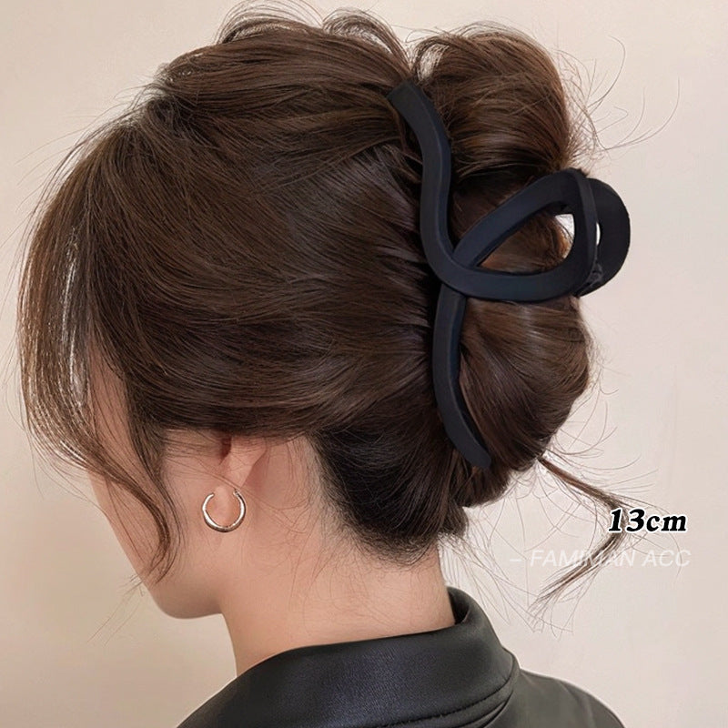 Premium Resin Hair Claw Clip – 13cm Contemporary Everyday Hair Accessory