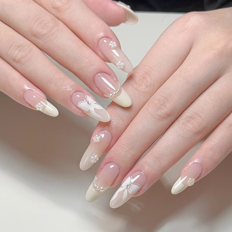 Elegant Wearable False Nails – Glossy Nail Tips for Stylish Looks