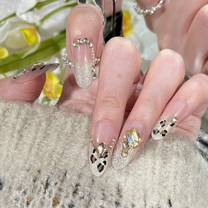 Fashion Wearable Nails – Premium Reusable False Nail Tips (20 PCS)