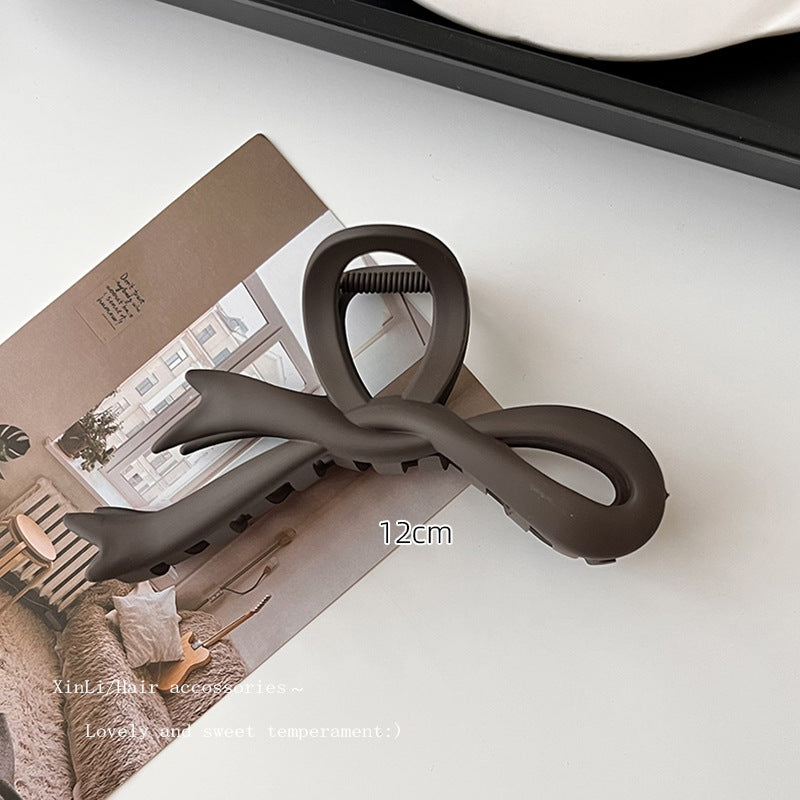 13cm Resin Hair Claw Clip – Stylish Everyday Hair Accessory