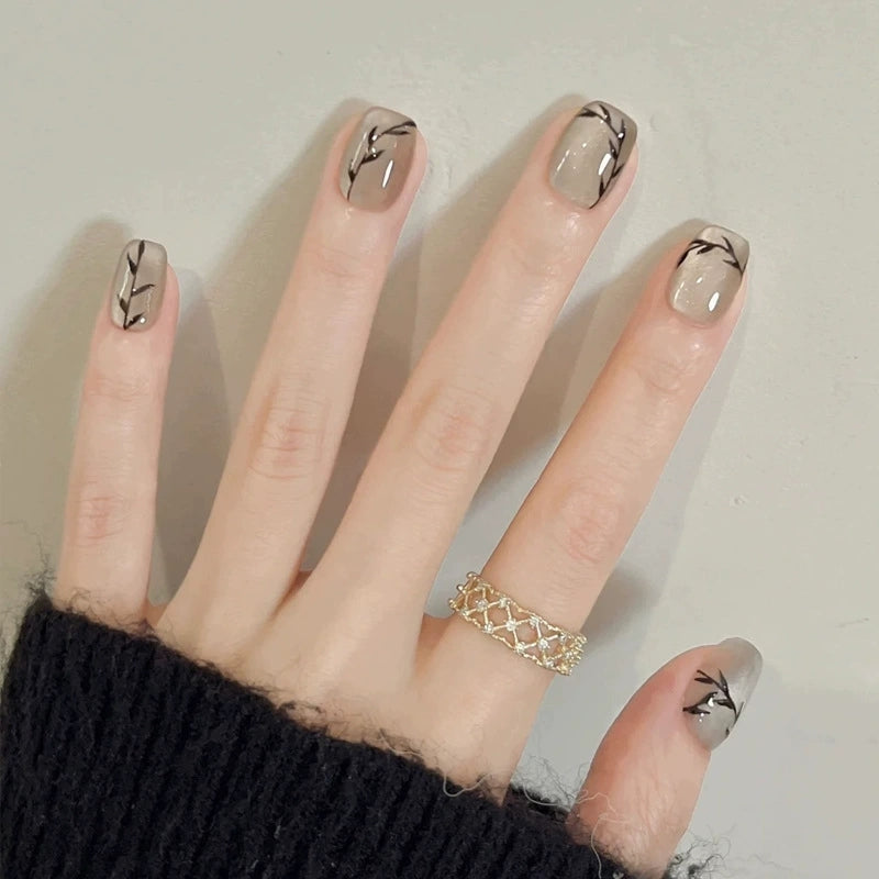 Fashion False Nails – Glossy Press-On Nail Set with Multi-Style Designs
