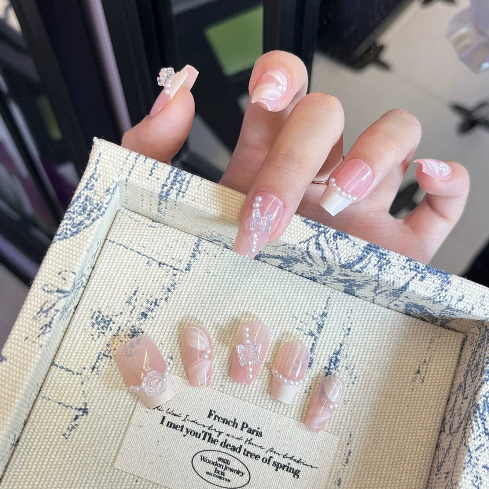 Elegant False Nail Tips – Premium Reusable Press-On Nails Collection