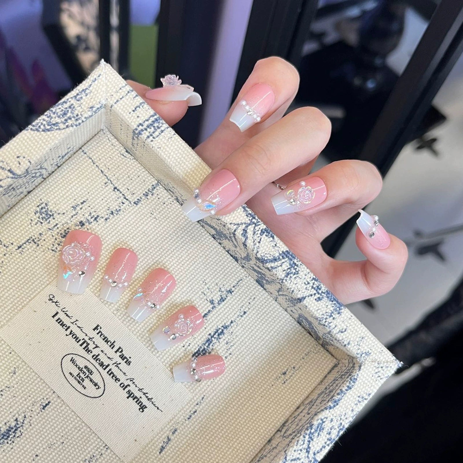 Luxury Wearable Nail Tips – Premium Press-On Nails with Stylish Finish